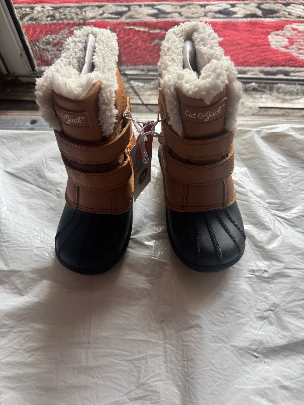 Cat & Jack Kids Tan and Black Winter Boots Size 11